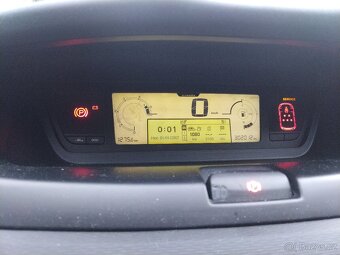 Prodám Citroën C4 grand pıcasso 1.6 hdi. - 6