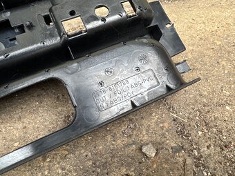 Středový tunel s kazetami pro BMW e36 coupe - 6