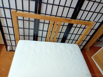 Prodám hezkou postel z masivu IKEA 90 x 200 cm - 6