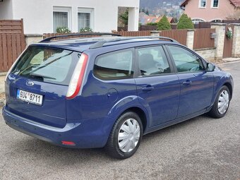 FORD FOCUS combi 1,6 74kw, benzin, r. v. 2/2011 koupeno v CZ - 6