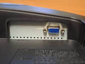 Samsung SyncMaster 2243 - 22", 1680x1050, VGA, záruka - 6