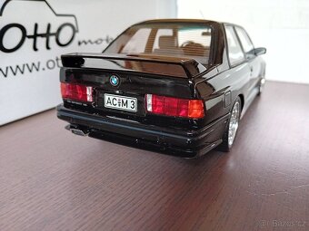BMW E30 a Mercedes-Benz W201 1:18 Ottomobile - 6