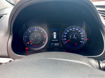 Hyundai i40, 100 kW, 1,7 crdi, r.v. 2013 - 6