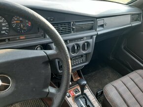 Mercedes 190 1.8 i 80kw Automat - 6