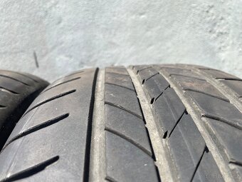 245/45 R19 102Y XL EfficientGrip MOE ROF FP GOODYEAR - 6