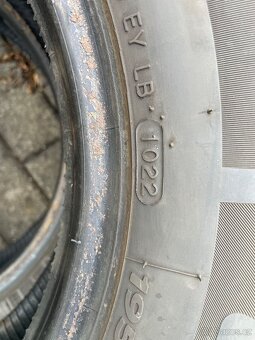 Letní pneu 195/70/15C - 6