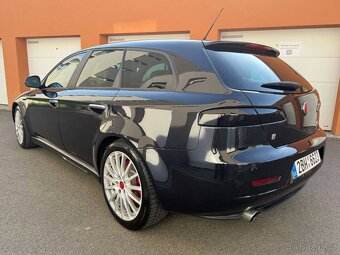 Alfa Romeo 159 ti - 6