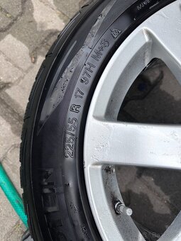 Zimní sada alu kol BMW F10,F11,F12 - 225/55 R17 - 6