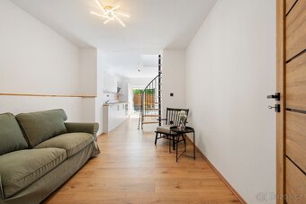 LUXUSNÍ ateliér Čebín 3kk 92m2 vč. terasa, kuchyň, parking) - 6