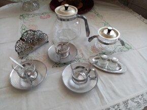 svícen, vázy, otvírák na sklenice atd. - 6