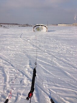 Kite MeatFly 9 + bar + pump, 1x použité - 6