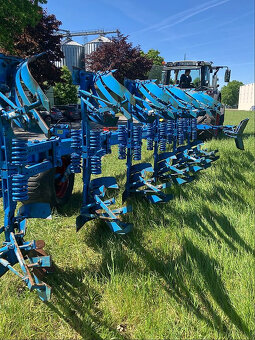 Lemken VariDiamant 10 (2009) – otočný pluh, 6 orebních těl - 6