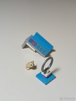Lego friends Hřiště pro Oliviiny křečky - 6