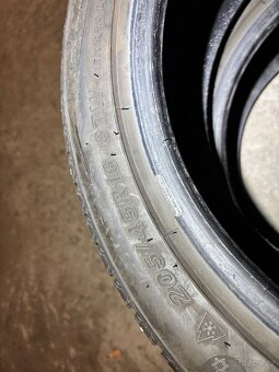 Prodám 2ks zimní 205/45 r16 - 6
