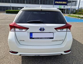 TOYOTA AURIS 1.8 HYBRID 2016 1 MAJITEL ČR LED NAVI TOP STAV - 6