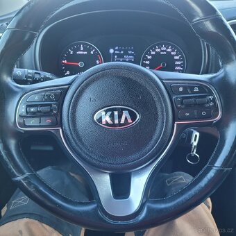 Prodám Kia Sportage 2018 4x4 - 6