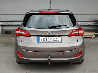 Hyundai I30 1.6 CRDi 100kW Weekend DCT 2015 - 6