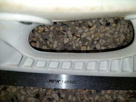 Nové brusle Bauer Impact 300, délka stélky 260 mm - 6