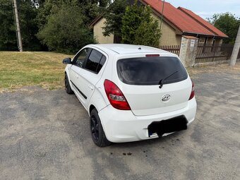Hyundai I20 1.2 57KW Naj.140tis Klima 2011 - 6