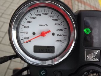 Honda CB 600F Hornet - 6