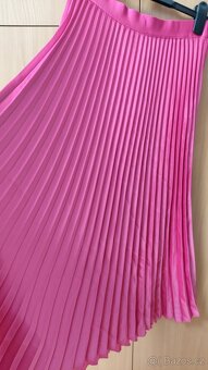 Krásná plisovaná sukně YAS, vel.S, nová - 6