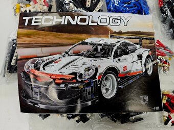 Stavebnice Porsche 911 RSR – plně kompatibilní s LEGO 42096 - 6