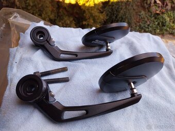 Zpětná zrcátka - 6