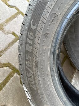 Zimní pneu 205/65R16C - 6