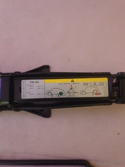 0riginal zvedák Škoda  , Volkswagen. - 6