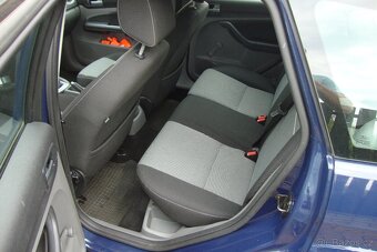 Ford Focus Combi 1.6i 16V 74kw/2011/ČR/klima - 6