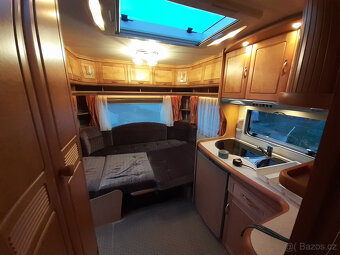 karavan HOBBY 460 UFE - pro 4lidi -rok 2005 markyza, sprcha - 6