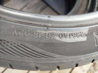 Letní 225/40 R18 92Y Vredestein - 6