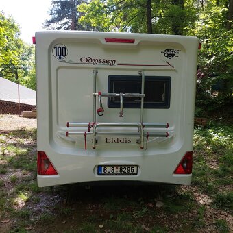 Obytný přívěs Elddis - 6