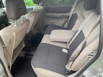 Nissan X-trail 2,2 dci 100 kw,4x4,naj.238 tis.km,r.v.2005 - 6