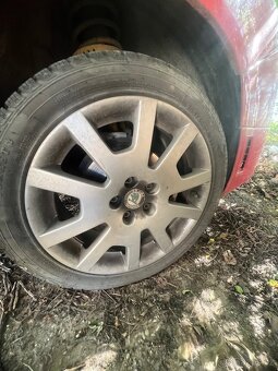 Prodám kola R16 z Fabie 1 RS 5x100 – lakovaná do tmavě šedé - 6
