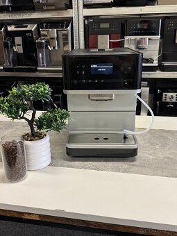 Kávovar Miele CM 6100 - 6