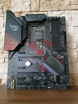 Herní deska ASUS ROG STRIX Z390-H GAMING, socket 1151 - 6