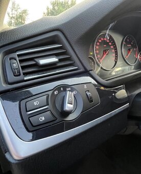 BMW Seria 5 520d Luxury Line - 6