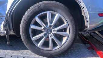 Vůz na náhradní díly VW Touareg 7P FL 2011 CASA MHP LX7W - 6