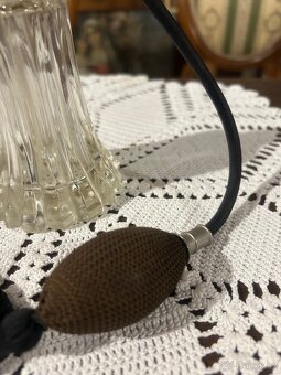 Elegantní vintage parfémový flakon s balónkem - 6