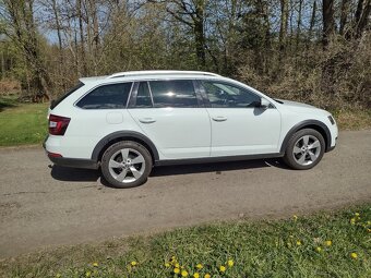 Škoda Octavia Scout - 6