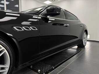 Maserati Quattroporte Diesel 3.0 V6 202 kW Top výbava DPH - 6