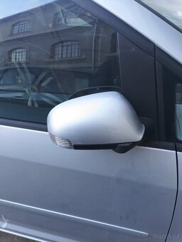 Prodám náhradní VW Touran 2004 - 6