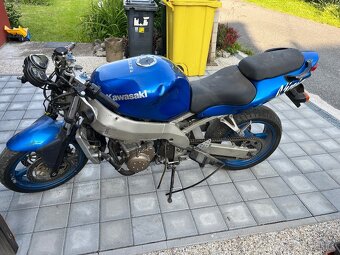 Kawasaki ZX9R r.v.98 - 6
