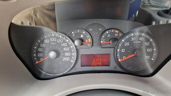 Fiat Panda 63 000Km 1,2i benzín - 6