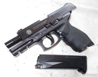 Airsoftová pistole KWC, Taurus. - 6
