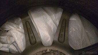 16" Kola Mazda + pneu - 6