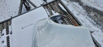 Levy predni blatnik land rover defender L663 - 6