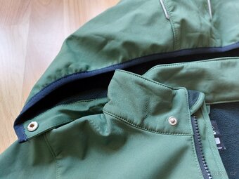 Nová softshellová přechodová tm. zelená bunda Kamik, 152-158 - 6