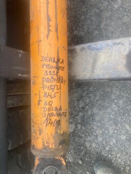 Mailer (hydraulické válce)-2ks - 6